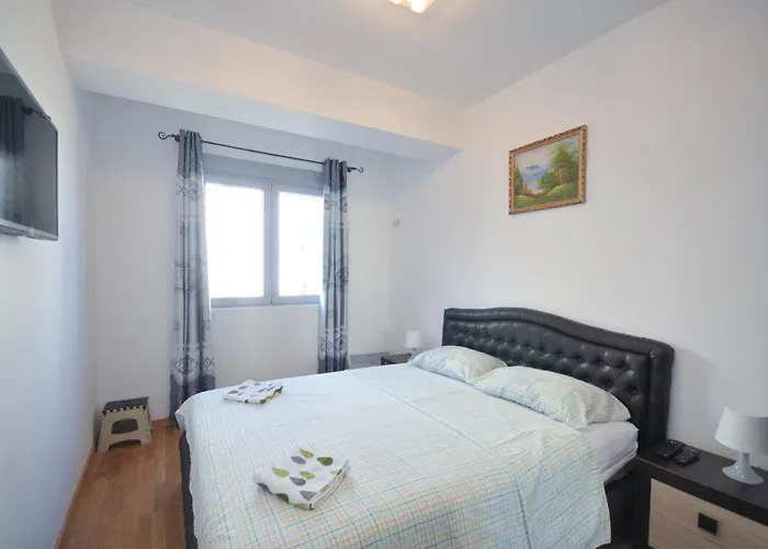 Adelisa Apartments